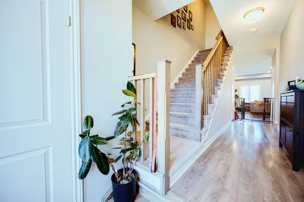 24 Copeman AVE, Brantford, ON N3V 0B3