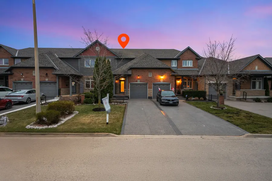 30 Conrad PL, Grimsby, ON L3M 5S5