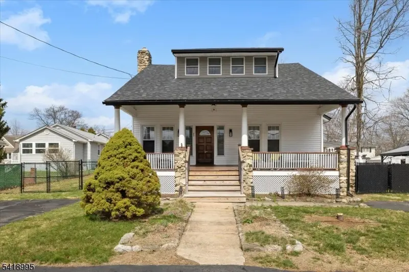 21 Center St, Mount Olive Twp., NJ 07828