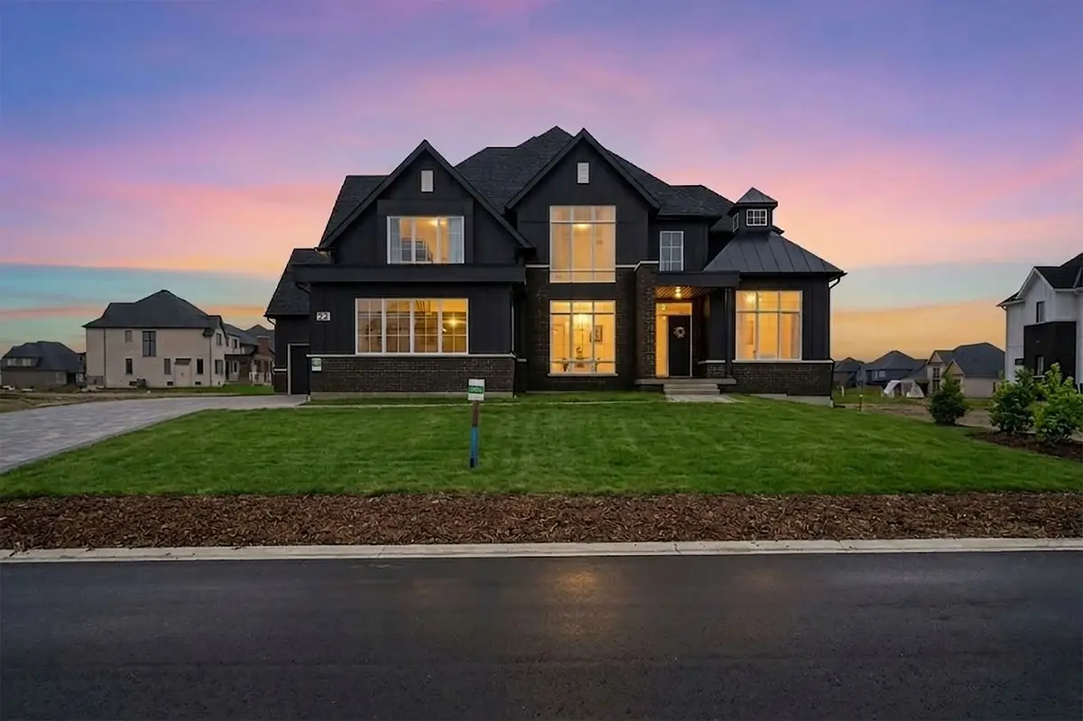 22 Ewing WAY, Amaranth, ON L9W 5G9