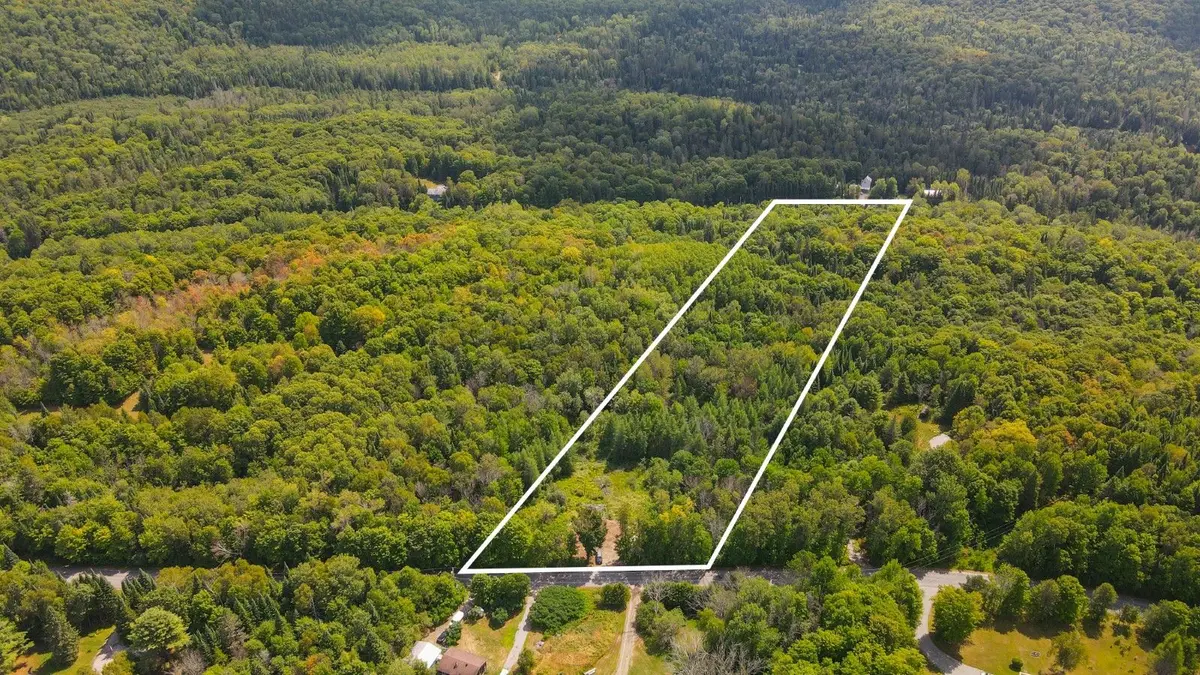 0 Glamor Lake RD, Highlands East, ON K0M 1R0