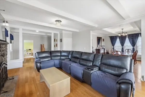 21 Center St, Mount Olive Twp., NJ 07828