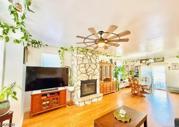 22 Church St, Nutley Twp., NJ 07110