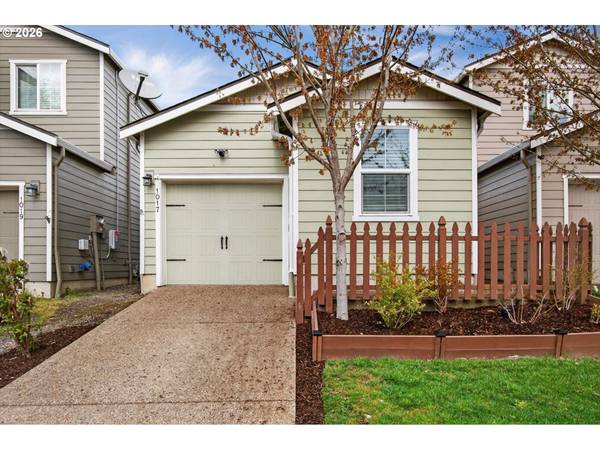 1017 S VIEW DR, Molalla, OR 97038