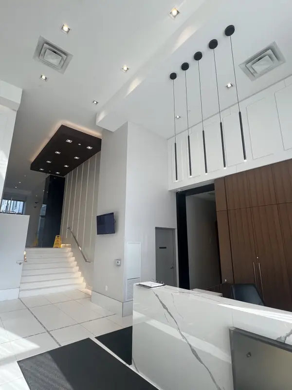 181 Bedford AVE N #1608, Toronto C02, ON M5R 0C2