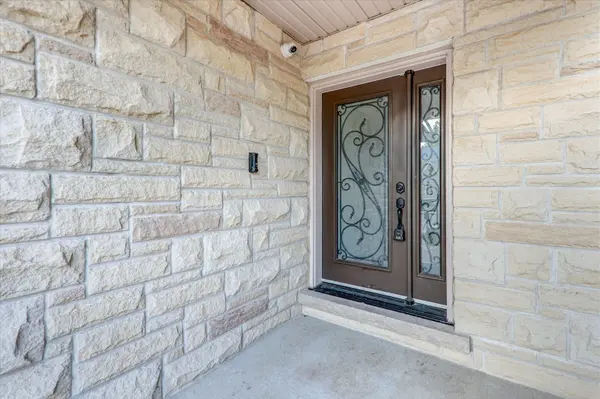 71 Lillington AVE, Toronto E06, ON M1N 3K6