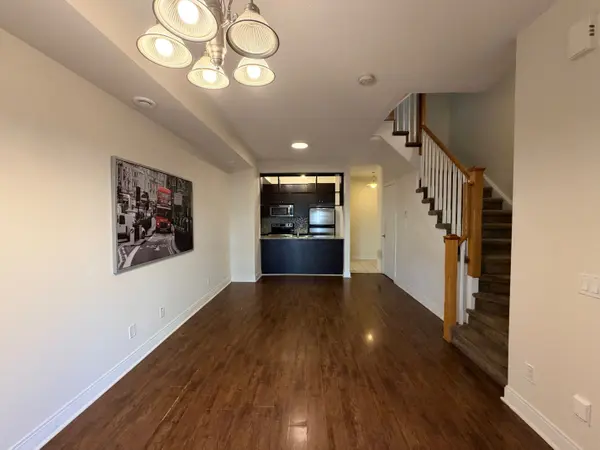 315 Village Green SQ #48, Toronto E07, ON M1S 0L2