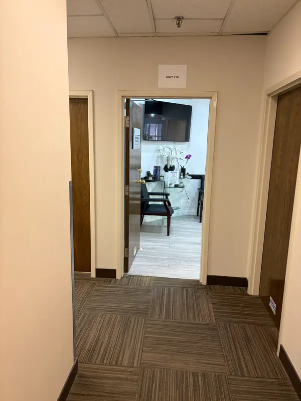 4600 Highway 7 W N/A #210_Room3, Vaughan, ON L4L 4Y7