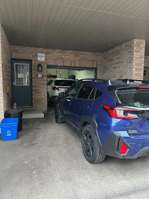 26 Delft DR, Markham, ON L6C 0Z1