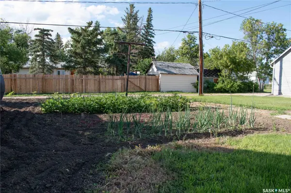 107 3rd AVENUE W, Elrose, SK S0L 0Z0