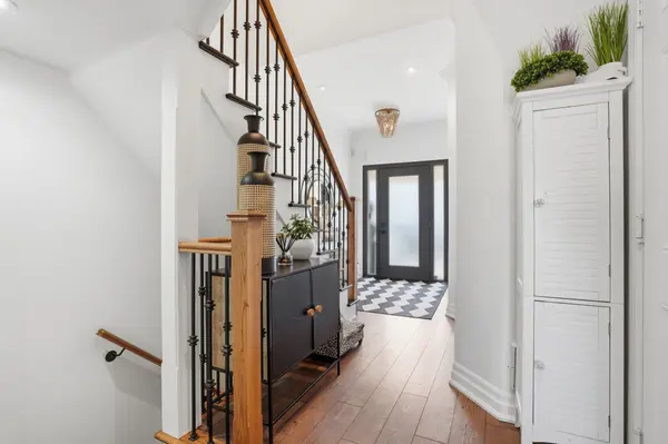 4020 Alexan CRES, Burlington, ON L3M 5A8