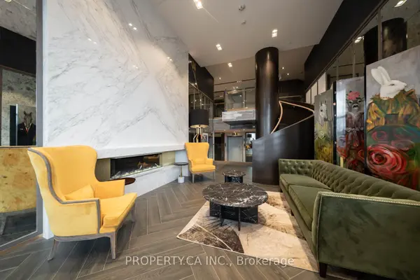 395 Dundas ST #510, Oakville, ON L6M 5R8