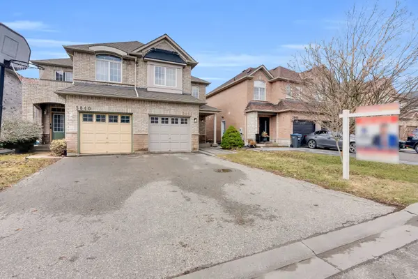 5842 Questman HOLW, Mississauga, ON L5M 6P3