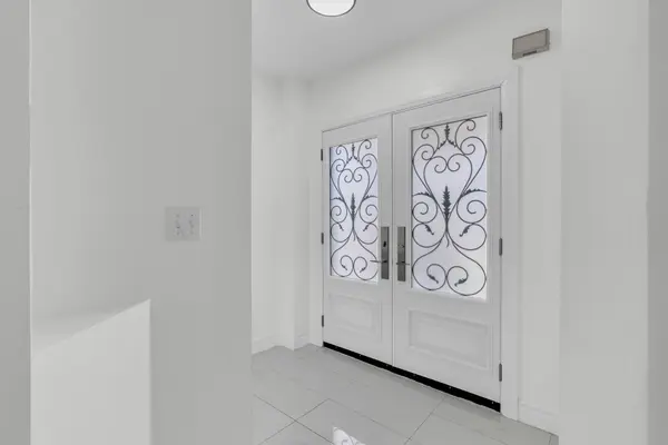 5842 Questman HOLW, Mississauga, ON L5M 6P3