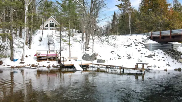 1029 Cranberry Lake RD, Dysart Et Al, ON K0M 1S0