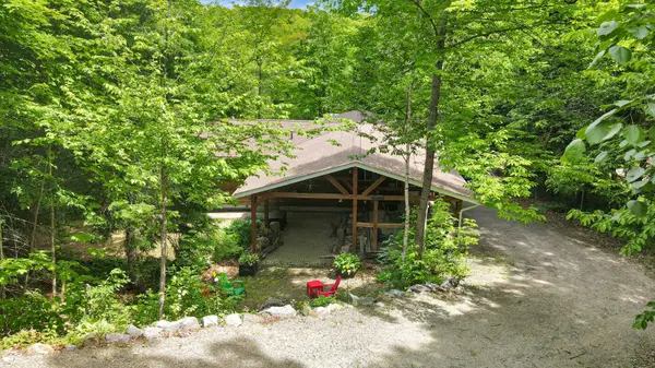 1039 Mink RD, Dysart Et Al, ON K0M 1S0