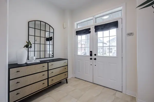 35 Fernridge HTS, Cavan Monaghan, ON L0A 1G0