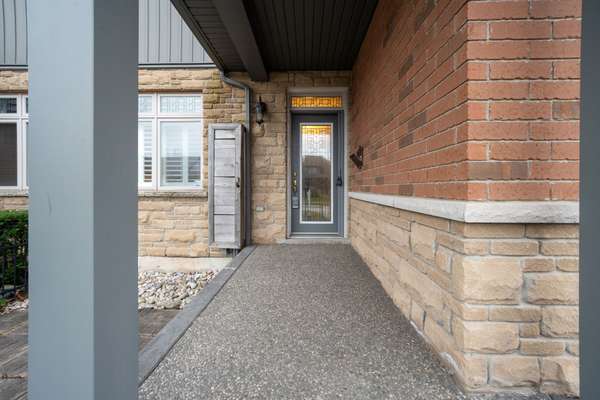 30 Conrad PL, Grimsby, ON L3M 5S5