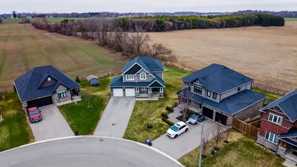 307 Poldon DR, Norwich, ON N0J 1P0