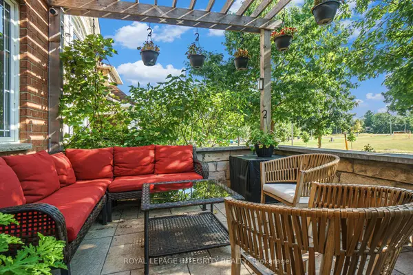 25 Berry Glen ST, Barrhaven, ON K2G 7A5