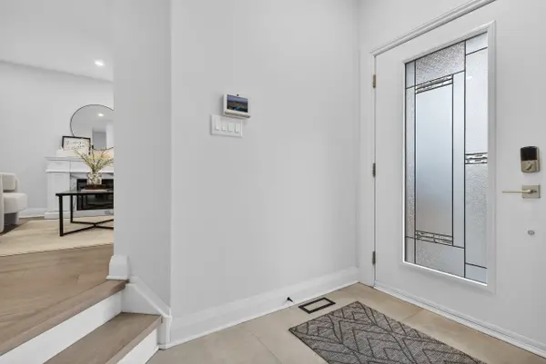 25 Berry Glen ST, Barrhaven, ON K2G 7A5