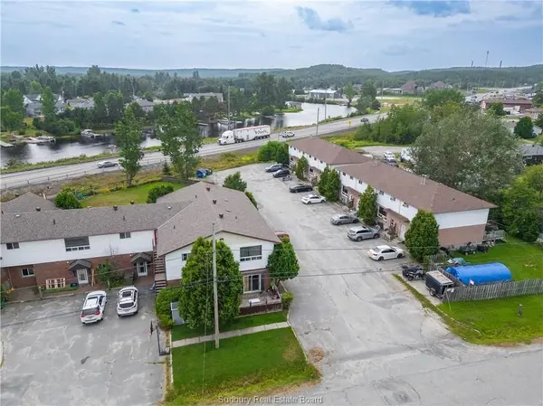 29 Laren ST, Greater Sudbury, ON P0M 3C0