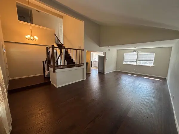 2113 Via Del Norte, Carrollton, TX 75006