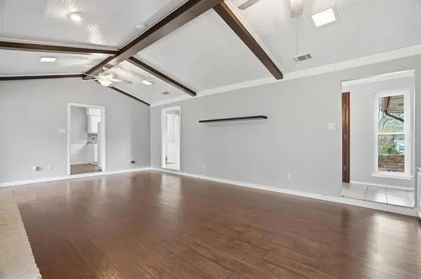 6408 Welch Avenue, Fort Worth, TX 76133