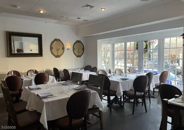 15 - 17 Main St, Clinton Town, NJ 08809