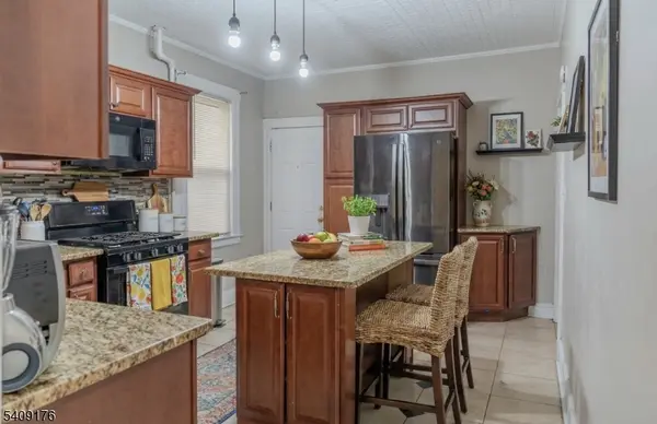 5 Hinrichs Pl, Bloomfield Twp., NJ 07003