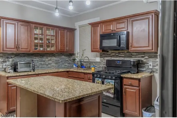 5 Hinrichs Pl, Bloomfield Twp., NJ 07003