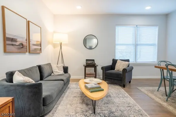 660 Bloomfield Ave #403, Bloomfield Twp., NJ 07003