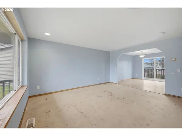 314 S 13TH ST, St Helens, OR 97051