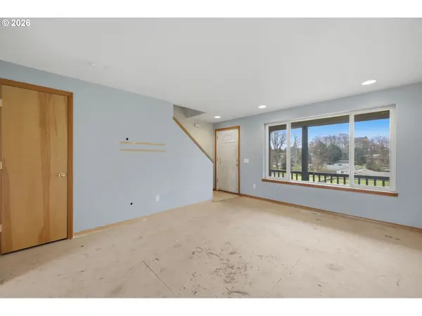 314 S 13TH ST, St Helens, OR 97051