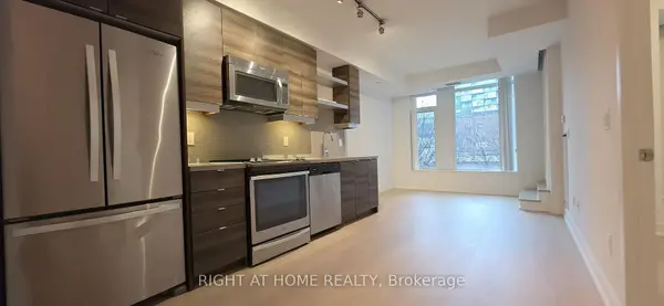 525 Adelaide ST W #218, Toronto C01, ON M5V 1T6