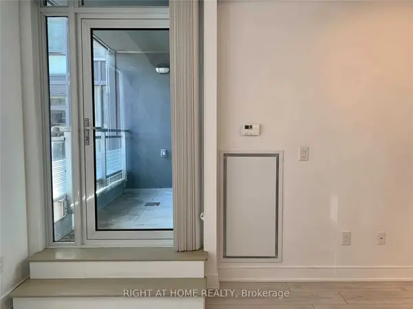 525 Adelaide ST W #218, Toronto C01, ON M5V 1T6