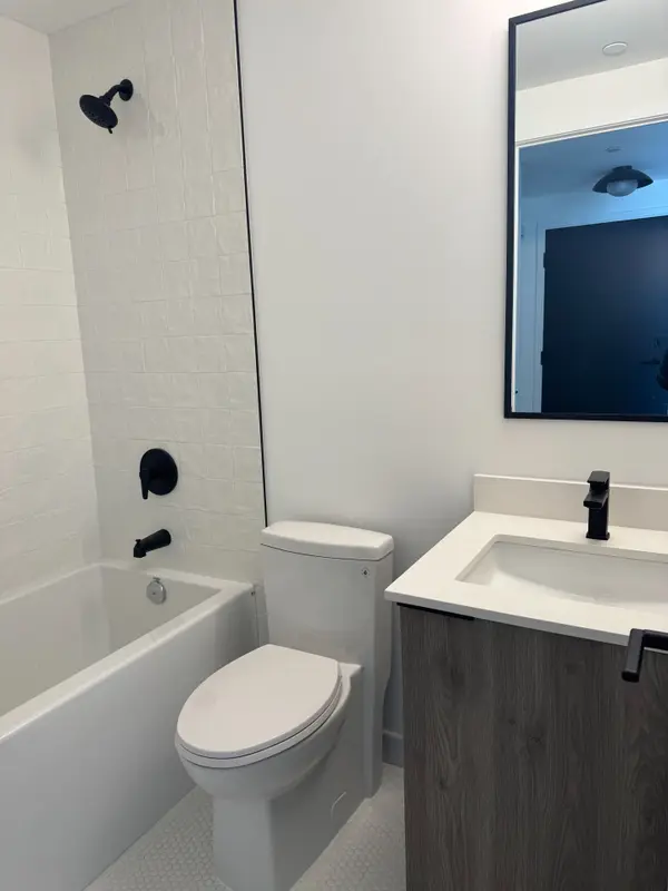 1635 Military TRL #522, Toronto E10, ON M1C 1B2