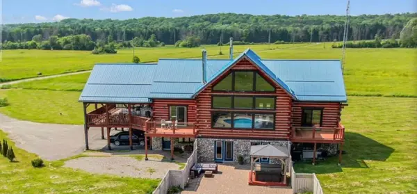 333 County Road 5 RD, Front Of Yonge, ON K0E 1R0