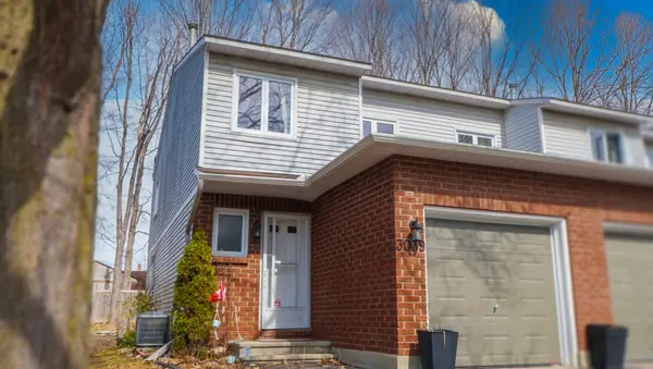 3039 Councillor's WAY, Blossom Park - Airport And Area, ON K1T 2T3