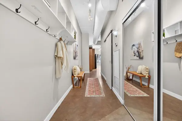 66 Bay ST S #305, Hamilton, ON L8P 4Z6