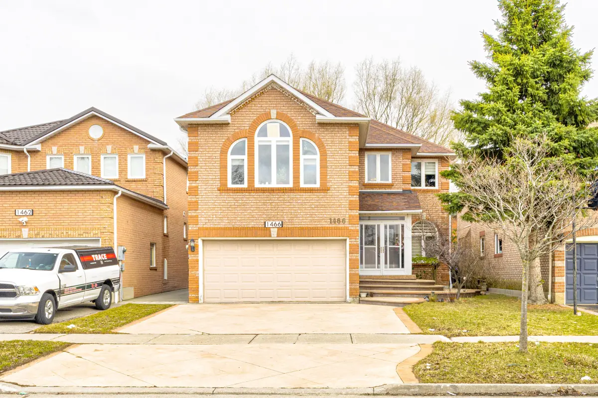 1466 Willowvale GDNS, Mississauga, ON L5V 1T7