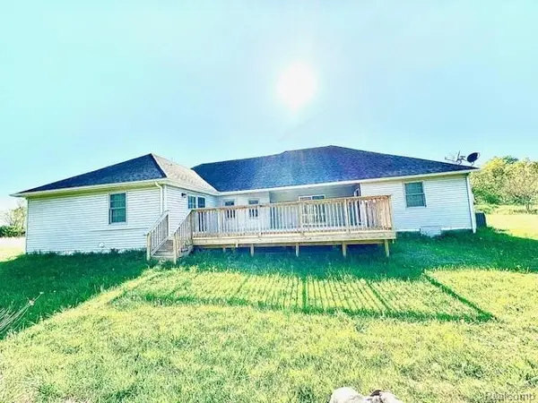 2095 M 140, Benton Harbor, MI 49022