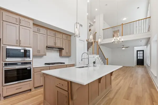 831 Dogwood Lane, Lavon, TX 75166