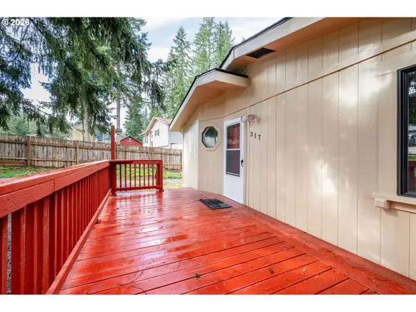 317 ROLLINGWOOD DR, Kelso, WA 98626