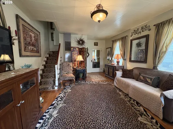 1613 2ND ST, Baker City, OR 97814