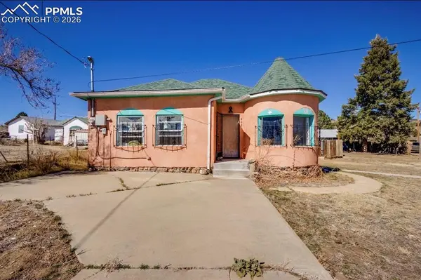 402 W Pine ST, Walsenburg, CO 81089