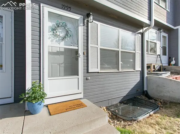 1995 Oakcrest CIR, Castle Rock, CO 80104