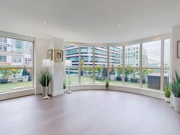 36 Blue Jays WAY #711 & 712, Toronto C01, ON M5V 3T3