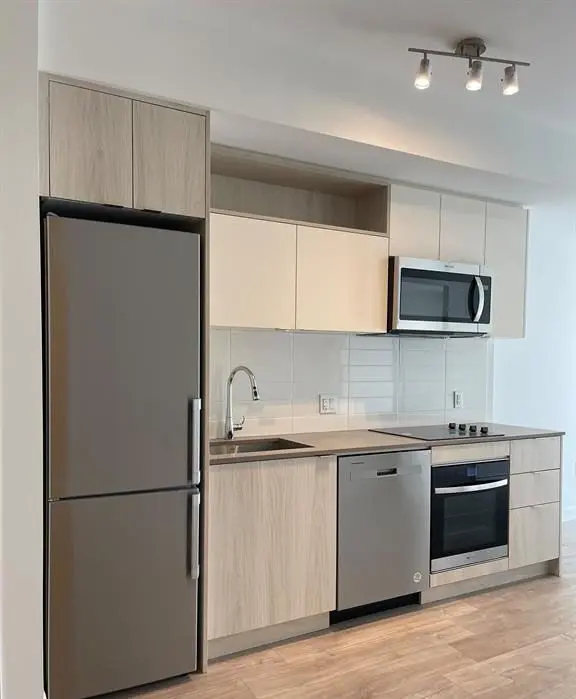 100 Dalhousie ST #3812, Toronto C08, ON M5B 0C7