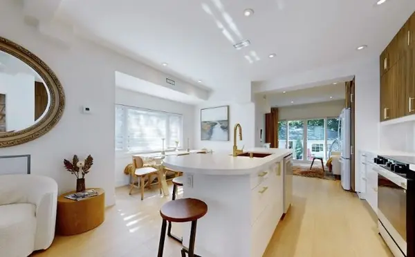 22 Pitt AVE, Toronto E04, ON M1L 2R1